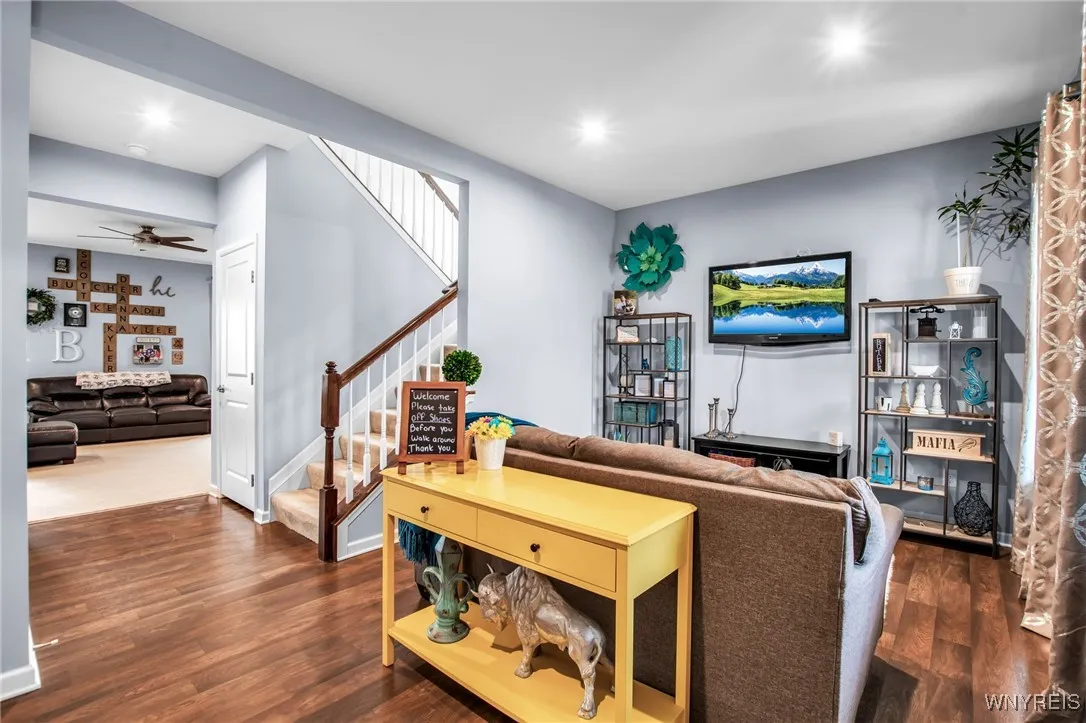 123 Stonebridge Road, Grand Island, New York 14072, Grand Island, New York 14072, 5 Bedrooms Bedrooms, 10 Rooms Rooms,3 BathroomsBathrooms,Residential,Closed,123 Stonebridge Road, Grand Island, New York 14072,B1612453