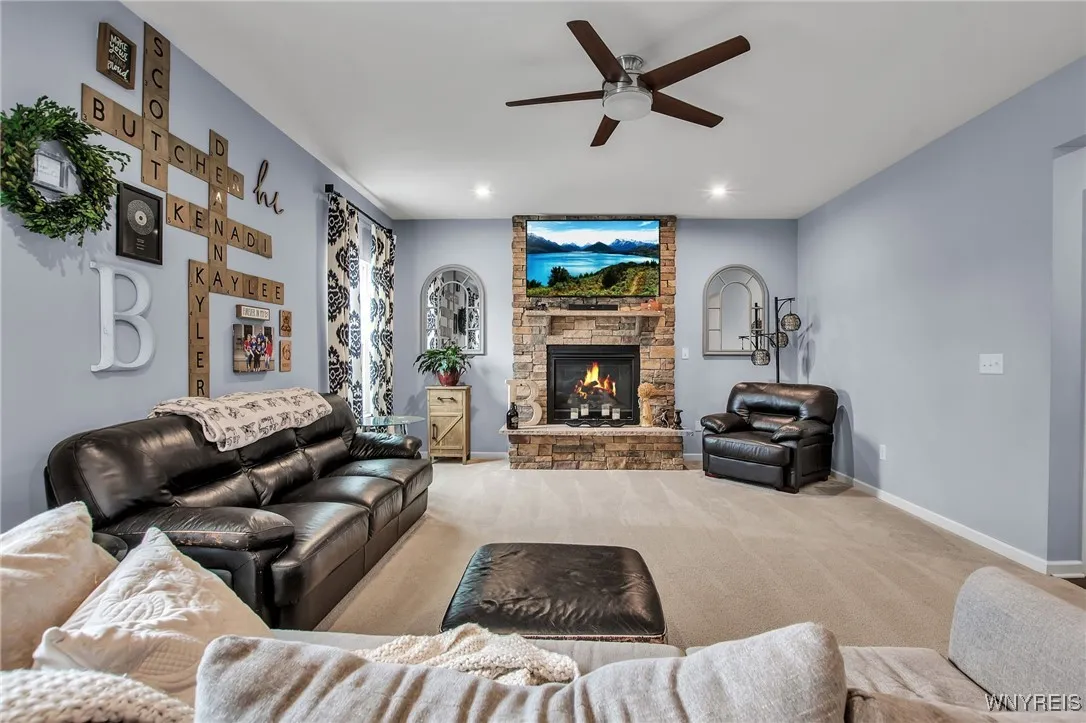 123 Stonebridge Road, Grand Island, New York 14072, Grand Island, New York 14072, 5 Bedrooms Bedrooms, 10 Rooms Rooms,3 BathroomsBathrooms,Residential,Closed,123 Stonebridge Road, Grand Island, New York 14072,B1612453