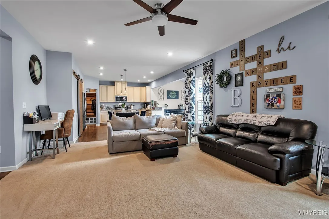 123 Stonebridge Road, Grand Island, New York 14072, Grand Island, New York 14072, 5 Bedrooms Bedrooms, 10 Rooms Rooms,3 BathroomsBathrooms,Residential,Closed,123 Stonebridge Road, Grand Island, New York 14072,B1612453