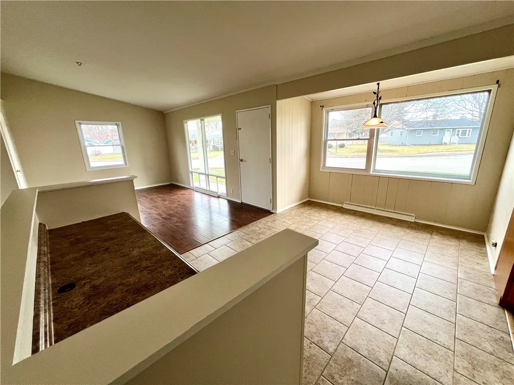 137 Matthew Circle, Horseheads, New York 14845, Horseheads, New York 14845, 3 Bedrooms Bedrooms, 5 Rooms Rooms,1 BathroomBathrooms,Residential,Closed,137 Matthew Circle, Horseheads, New York 14845,0,R1611212