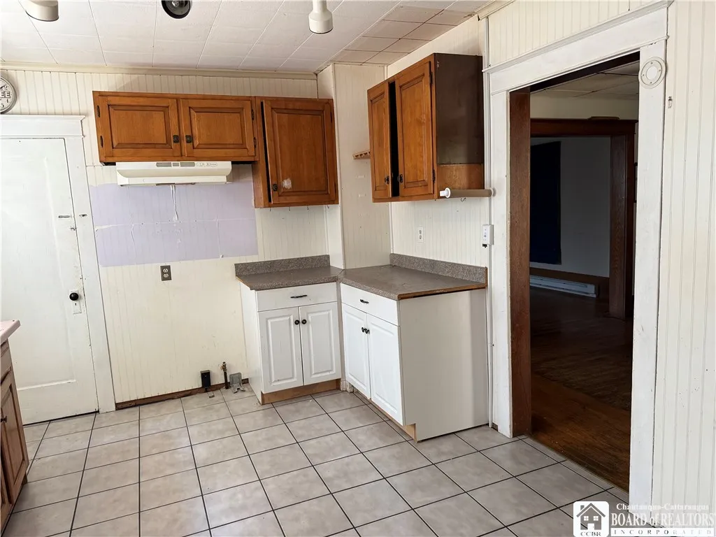 11 Myers Avenue, Jamestown, New York 14701, Jamestown, New York 14701, 2 Bedrooms Bedrooms, 5 Rooms Rooms,1 BathroomBathrooms,Residential,For Sale,11 Myers Avenue, Jamestown, New York 14701,R1612564