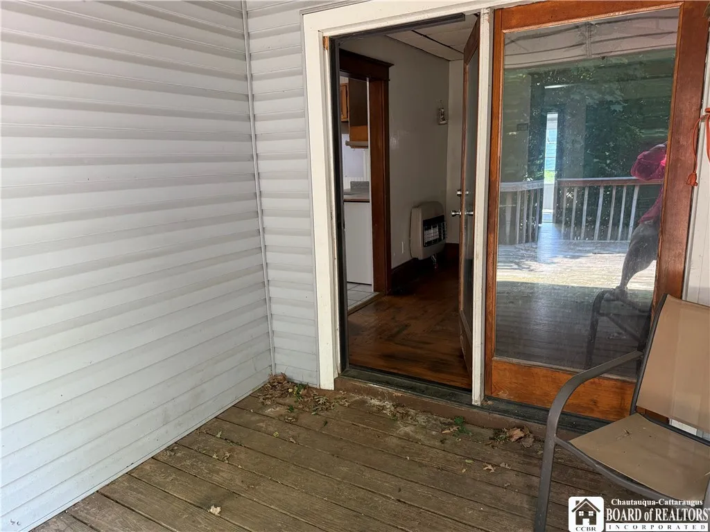 11 Myers Avenue, Jamestown, New York 14701, Jamestown, New York 14701, 2 Bedrooms Bedrooms, 5 Rooms Rooms,1 BathroomBathrooms,Residential,For Sale,11 Myers Avenue, Jamestown, New York 14701,R1612564