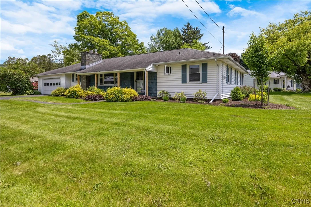 25 Morningside Drive, Cortland, New York 13045, Cortland, New York 13045, 3 Bedrooms Bedrooms, 10 Rooms Rooms,2 BathroomsBathrooms,Residential,Closed,25 Morningside Drive, Cortland, New York 13045,S1612568