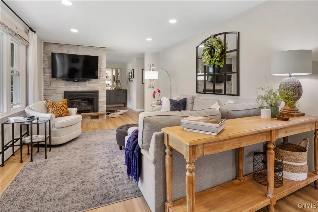 25 Morningside Drive, Cortland, New York 13045, Cortland, New York 13045, 3 Bedrooms Bedrooms, 10 Rooms Rooms,2 BathroomsBathrooms,Residential,Closed,25 Morningside Drive, Cortland, New York 13045,S1612568