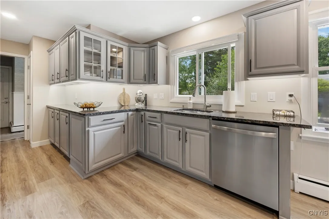 25 Morningside Drive, Cortland, New York 13045, Cortland, New York 13045, 3 Bedrooms Bedrooms, 10 Rooms Rooms,2 BathroomsBathrooms,Residential,Closed,25 Morningside Drive, Cortland, New York 13045,S1612568