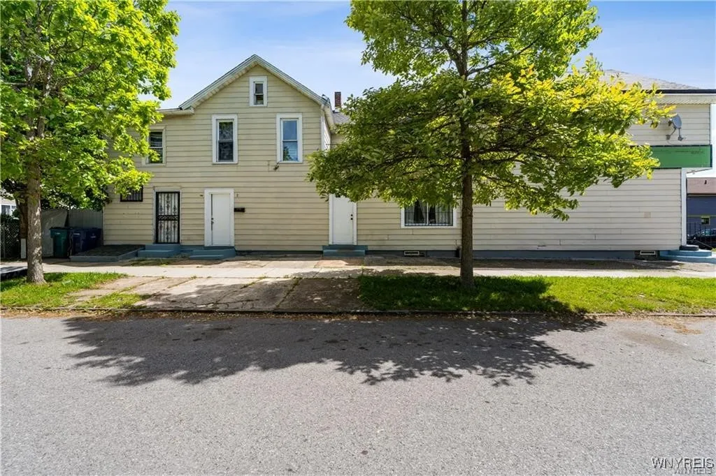 340 Rhode Island Street, Buffalo, New York 14213, Buffalo, New York 14213, 10 Bedrooms Bedrooms, ,4 BathroomsBathrooms,Residential,For Sale,340 Rhode Island Street, Buffalo, New York 14213,B1612901