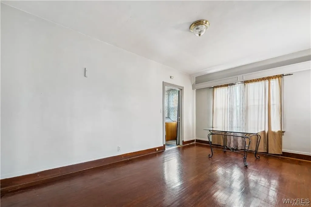 340 Rhode Island Street, Buffalo, New York 14213, Buffalo, New York 14213, 10 Bedrooms Bedrooms, ,4 BathroomsBathrooms,Residential,For Sale,340 Rhode Island Street, Buffalo, New York 14213,B1612901