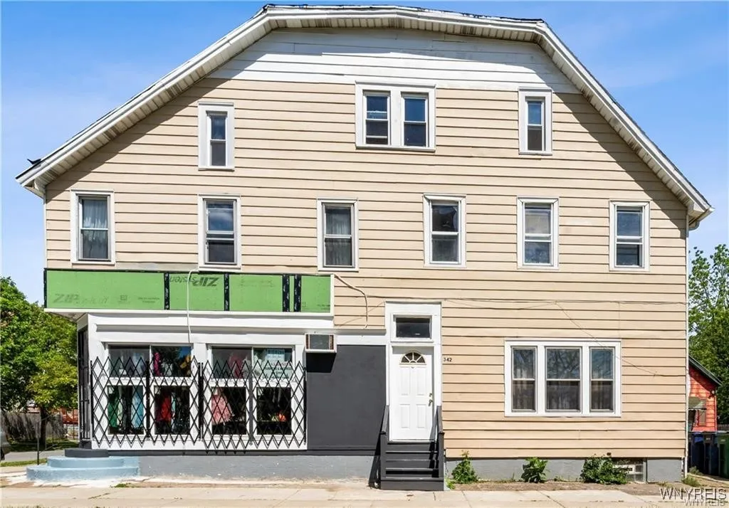 340 Rhode Island Street, Buffalo, New York 14213, Buffalo, New York 14213, 10 Bedrooms Bedrooms, ,4 BathroomsBathrooms,Residential,For Sale,340 Rhode Island Street, Buffalo, New York 14213,B1612901