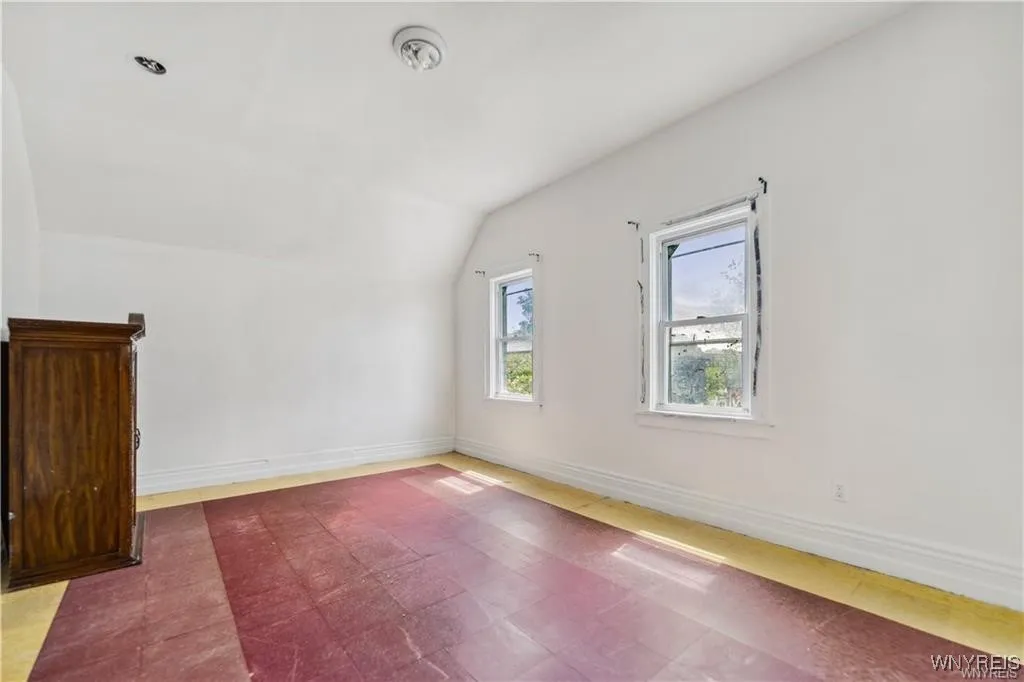 340 Rhode Island Street, Buffalo, New York 14213, Buffalo, New York 14213, 10 Bedrooms Bedrooms, ,4 BathroomsBathrooms,Residential,For Sale,340 Rhode Island Street, Buffalo, New York 14213,B1612901