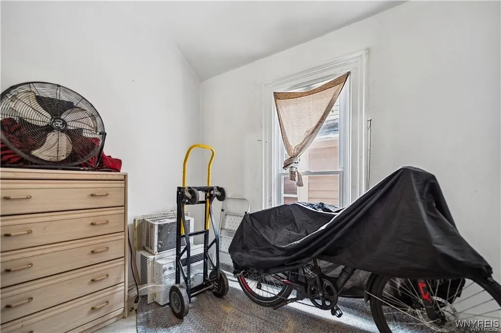 340 Rhode Island Street, Buffalo, New York 14213, Buffalo, New York 14213, 10 Bedrooms Bedrooms, ,4 BathroomsBathrooms,Residential,For Sale,340 Rhode Island Street, Buffalo, New York 14213,B1612901