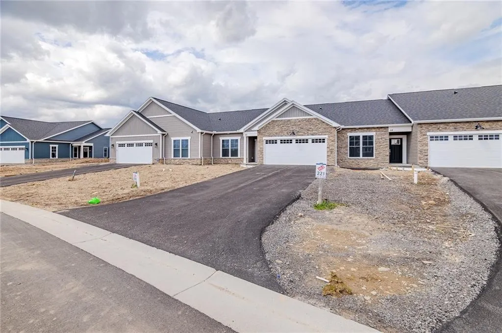 56 Cedarway Circle, Webster, New York 14580, Webster, New York 14580, 2 Bedrooms Bedrooms, 12 Rooms Rooms,2 BathroomsBathrooms,Residential,Closed,56 Cedarway Circle, Webster, New York 14580,0,R1612526
