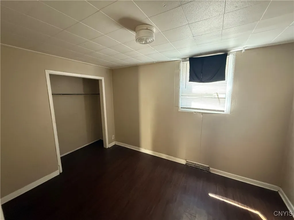 131 Lakeview Avenue, Syracuse, New York 13204, Syracuse, New York 13204, 5 Bedrooms Bedrooms, ,2 BathroomsBathrooms,Residential,Closed,131 Lakeview Avenue, Syracuse, New York 13204,S1611743