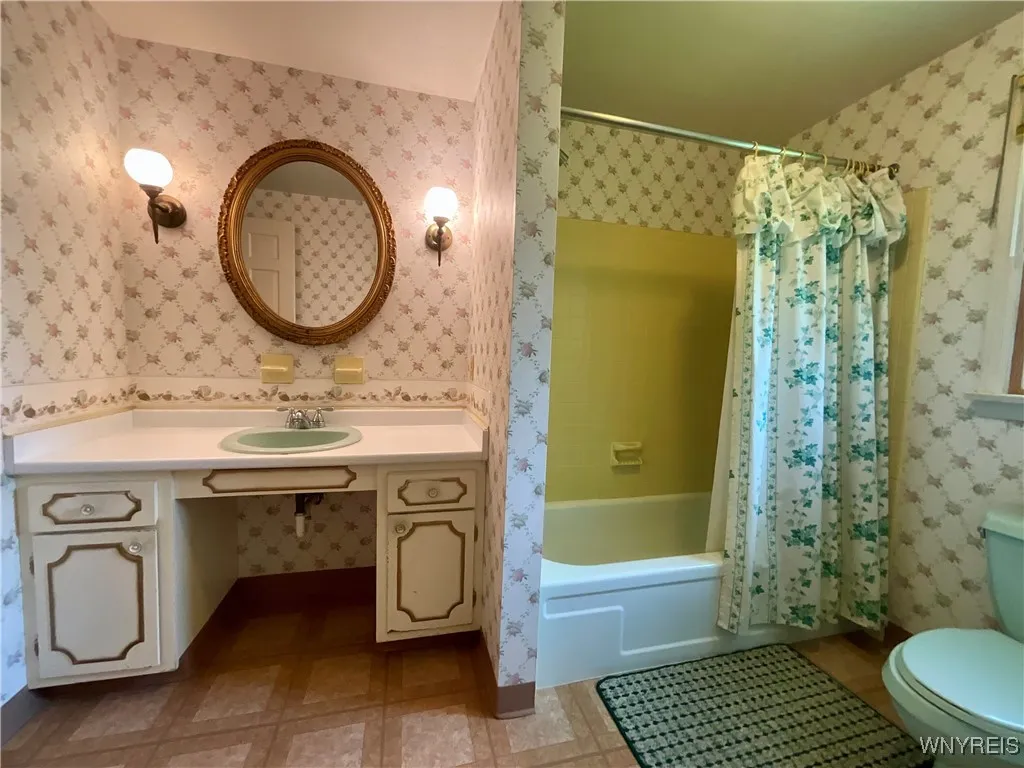 First Floor Bathroom