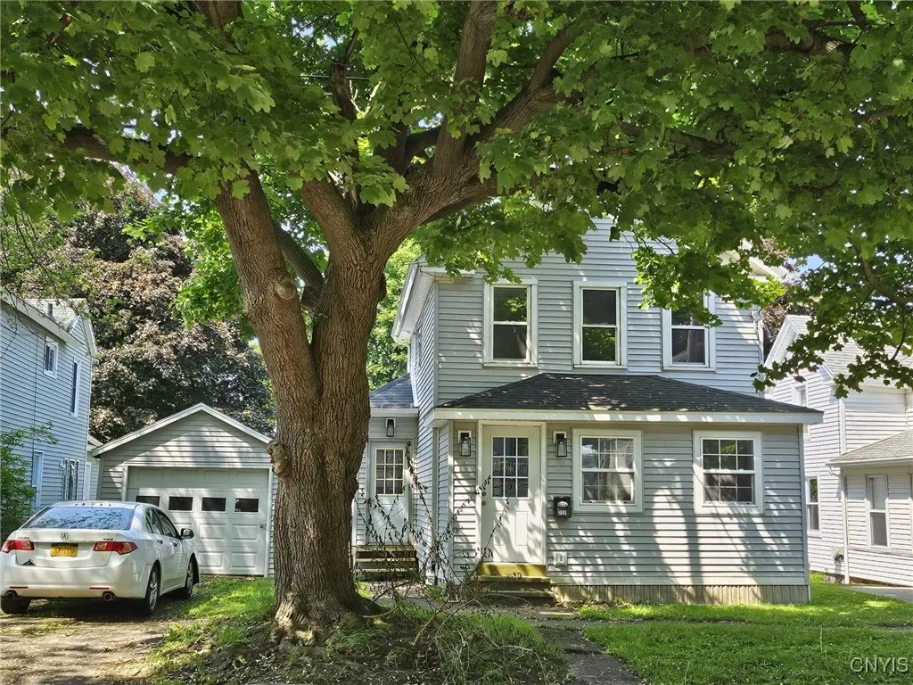 226 East 2nd Street, Oswego-city, New York 13126, Oswego, New York 13126, 3 Bedrooms Bedrooms, 7 Rooms Rooms,1 BathroomBathrooms,Residential,Closed,226 East 2nd Street, Oswego-city, New York 13126,0,S1607253