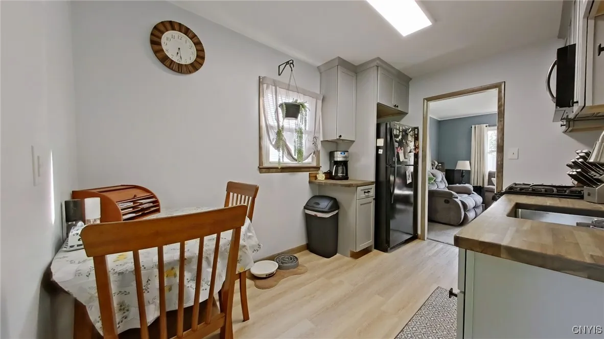 24 Pinecrest Road, Whitestown, New York 13492, Whitestown, New York 13492, 3 Bedrooms Bedrooms, 6 Rooms Rooms,1 BathroomBathrooms,Residential,Closed,24 Pinecrest Road, Whitestown, New York 13492,0,S1612869