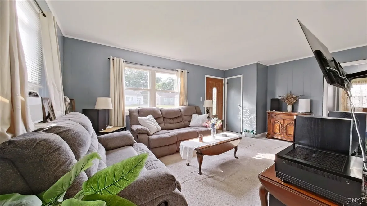 24 Pinecrest Road, Whitestown, New York 13492, Whitestown, New York 13492, 3 Bedrooms Bedrooms, 6 Rooms Rooms,1 BathroomBathrooms,Residential,Closed,24 Pinecrest Road, Whitestown, New York 13492,0,S1612869