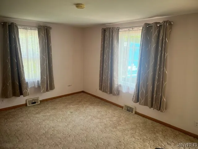 96 Yvonne Avenue, Cheektowaga, New York 14225, Cheektowaga, New York 14225, 4 Bedrooms Bedrooms, 7 Rooms Rooms,1 BathroomBathrooms,Residential,Closed,96 Yvonne Avenue, Cheektowaga, New York 14225,0,B1612865
