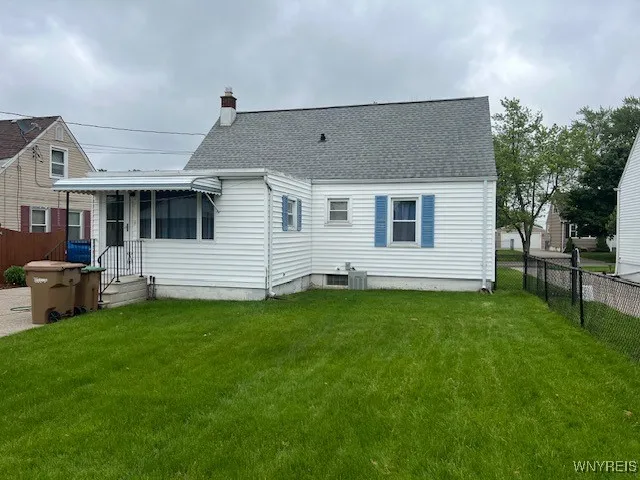 96 Yvonne Avenue, Cheektowaga, New York 14225, Cheektowaga, New York 14225, 4 Bedrooms Bedrooms, 7 Rooms Rooms,1 BathroomBathrooms,Residential,Closed,96 Yvonne Avenue, Cheektowaga, New York 14225,0,B1612865