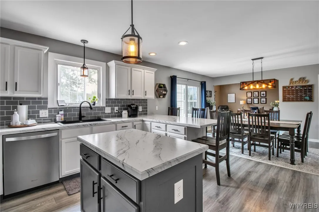 5999 Pinehurst Court, Hamburg, New York 14085, Hamburg, New York 14085, 4 Bedrooms Bedrooms, 12 Rooms Rooms,2 BathroomsBathrooms,Residential,Closed,5999 Pinehurst Court, Hamburg, New York 14085,0,B1612975