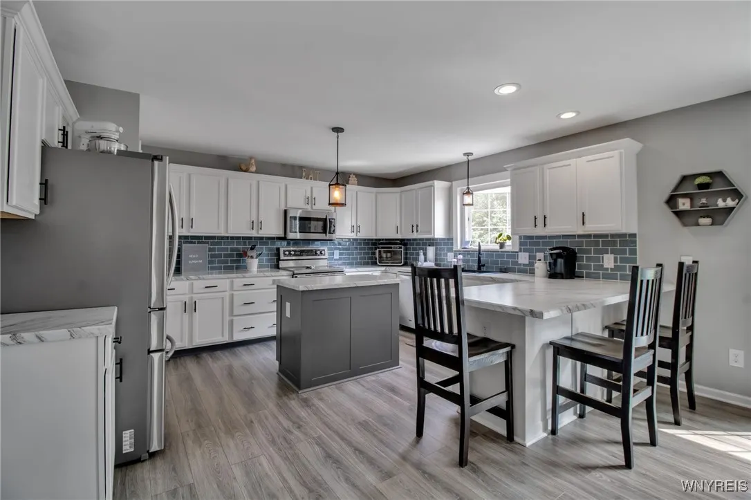 5999 Pinehurst Court, Hamburg, New York 14085, Hamburg, New York 14085, 4 Bedrooms Bedrooms, 12 Rooms Rooms,2 BathroomsBathrooms,Residential,Closed,5999 Pinehurst Court, Hamburg, New York 14085,0,B1612975