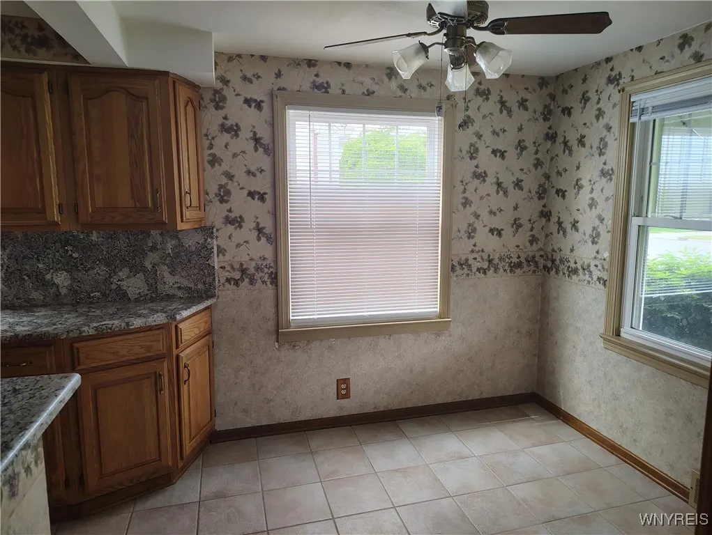 39 Manning Road, Amherst, New York 14226, Amherst, New York 14226, 4 Bedrooms Bedrooms, 7 Rooms Rooms,1 BathroomBathrooms,Residential Lease,Closed,39 Manning Road, Amherst, New York 14226,B1613019