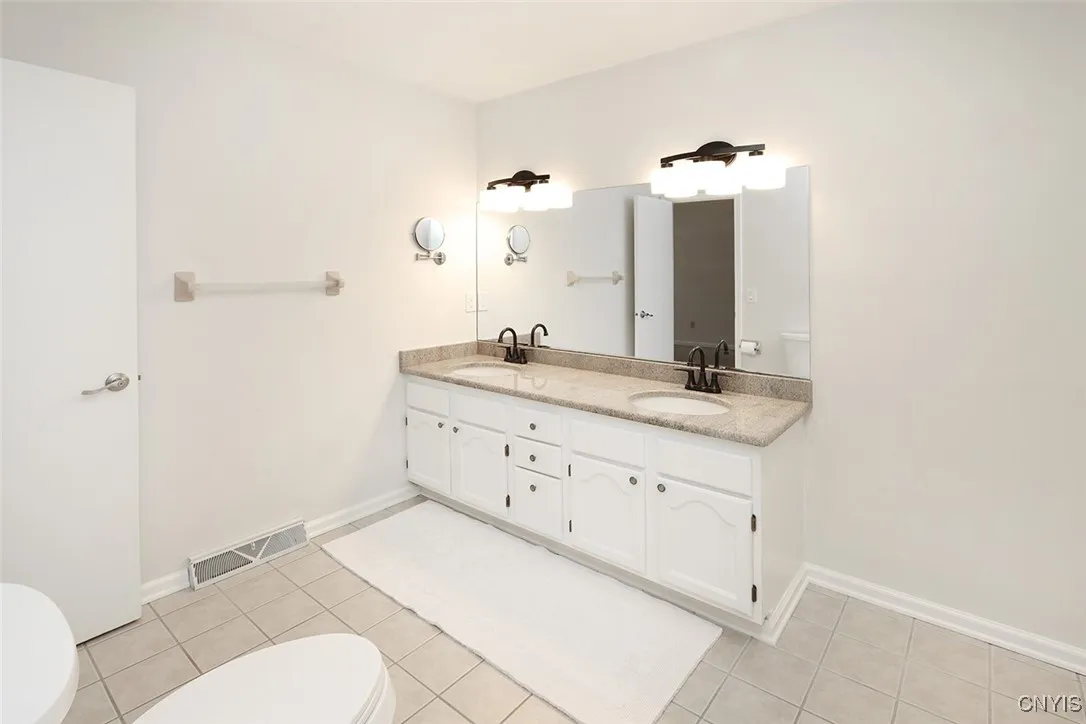 442 Summerhaven Drive North, Manlius, New York 130, Manlius, New York 13057, 2 Bedrooms Bedrooms, 7 Rooms Rooms,1 BathroomBathrooms,Residential,Closed,442 Summerhaven Drive North, Manlius, New York 130,0,S1612837