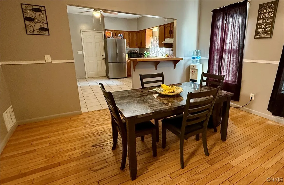 138 Lawrence Street, Syracuse, New York 13208, Syracuse, New York 13208, 5 Bedrooms Bedrooms, 8 Rooms Rooms,1 BathroomBathrooms,Residential,Closed,138 Lawrence Street, Syracuse, New York 13208,0,S1612275