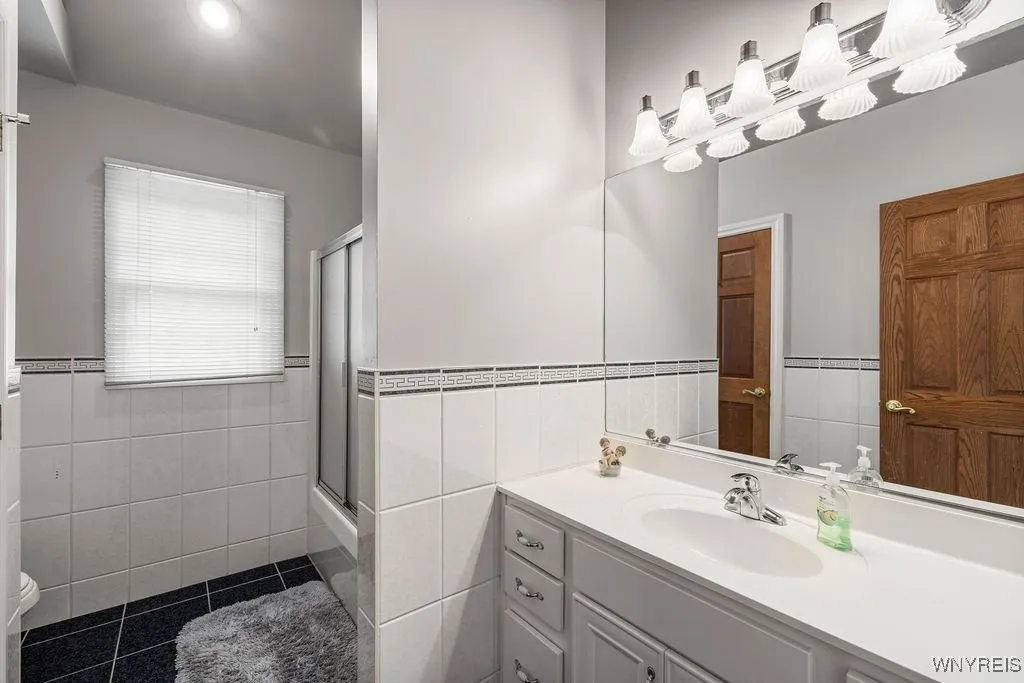 4699 Stacey Drive, Lewiston, New York 14092, Lewiston, New York 14092, 4 Bedrooms Bedrooms, 13 Rooms Rooms,3 BathroomsBathrooms,Residential,Closed,4699 Stacey Drive, Lewiston, New York 14092,0,B1612286