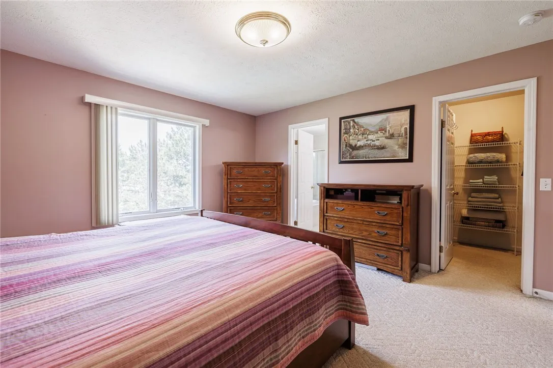 204 Red Hickory Dr Drive, Greece, New York 14626, Greece, New York 14626, 4 Bedrooms Bedrooms, 7 Rooms Rooms,2 BathroomsBathrooms,Residential,Closed,204 Red Hickory Dr Drive, Greece, New York 14626,0,R1612835