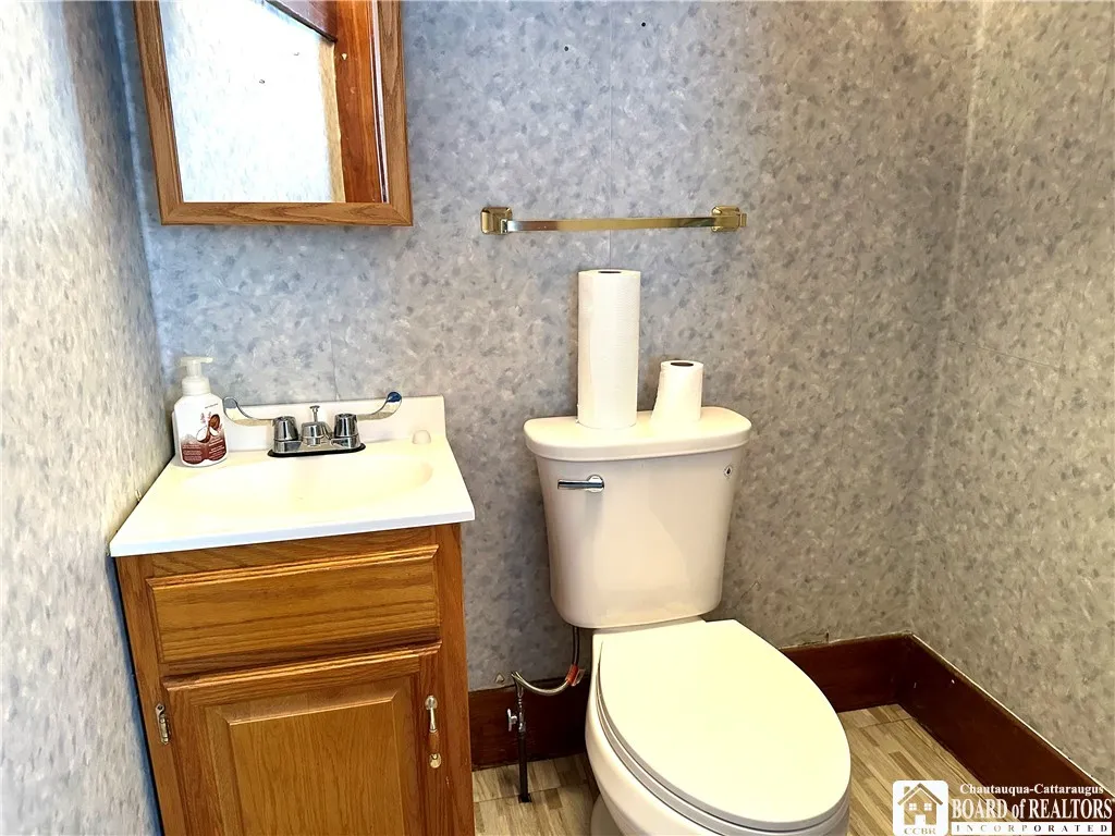136 South 12th Street, Olean-city, New York 14760, Olean, New York 14760, 3 Bedrooms Bedrooms, 7 Rooms Rooms,1 BathroomBathrooms,Residential,Closed,136 South 12th Street, Olean-city, New York 14760,0,R1612781