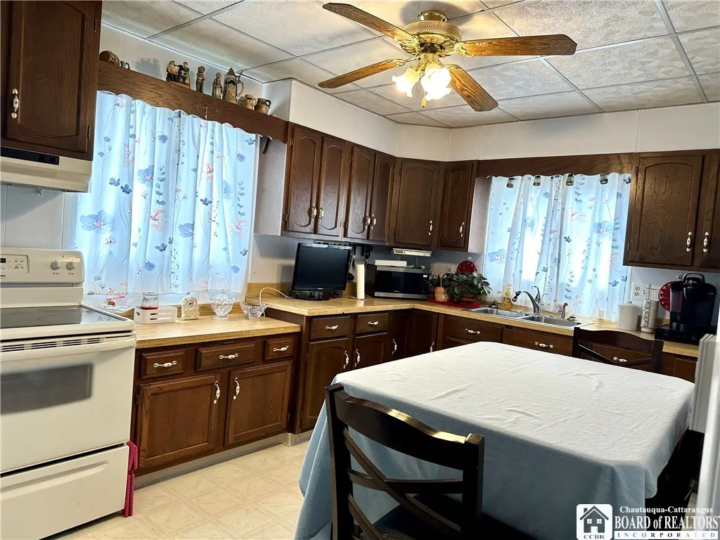 136 South 12th Street, Olean-city, New York 14760, Olean, New York 14760, 3 Bedrooms Bedrooms, 7 Rooms Rooms,1 BathroomBathrooms,Residential,Closed,136 South 12th Street, Olean-city, New York 14760,0,R1612781