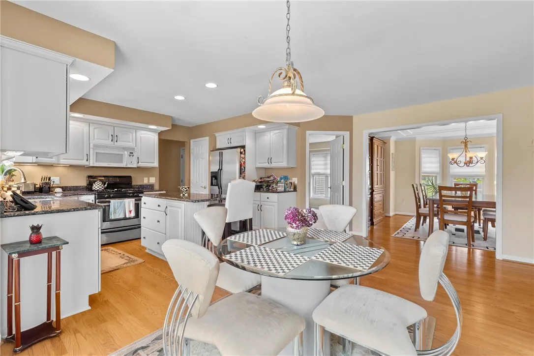 854 Park Haven Drive, Webster, New York 14580, Webster, New York 14580, 4 Bedrooms Bedrooms, 9 Rooms Rooms,2 BathroomsBathrooms,Residential,Closed,854 Park Haven Drive, Webster, New York 14580,0,R1612808