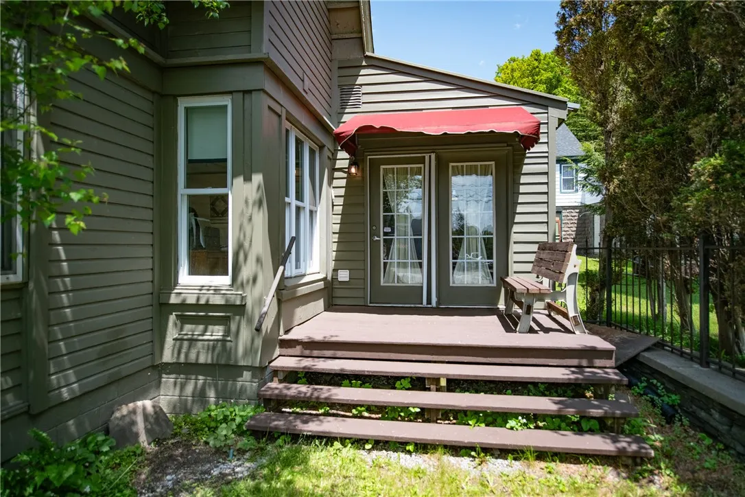 94 Main Street, Stamford, New York 12167, Stamford, New York 12167, 3 Bedrooms Bedrooms, 9 Rooms Rooms,1 BathroomBathrooms,Residential,Closed,94 Main Street, Stamford, New York 12167,0,R1610969