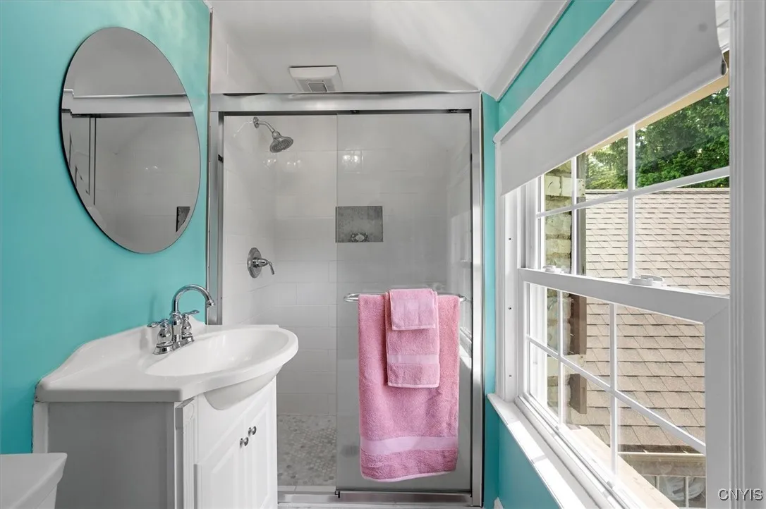 1717 Sherman Drive, New Hartford, New York 13501, New Hartford, New York 13501, 4 Bedrooms Bedrooms, 10 Rooms Rooms,3 BathroomsBathrooms,Residential,For Sale,1717 Sherman Drive, New Hartford, New York 13501,0,S1612892