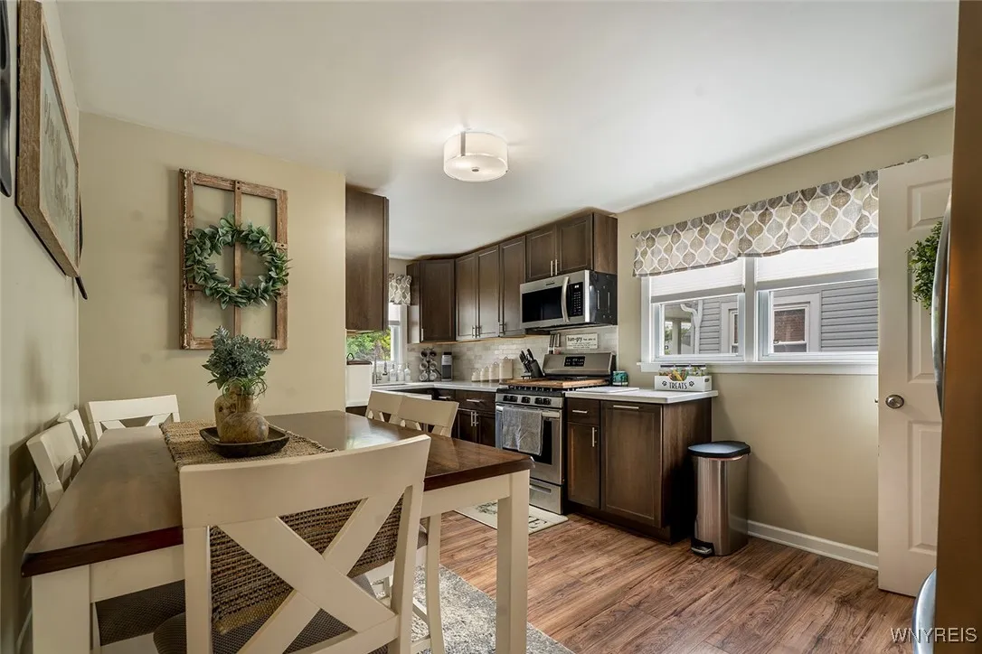 157 73rd Street, Niagara Falls, New York 14304, Niagara Falls, New York 14304, 3 Bedrooms Bedrooms, 5 Rooms Rooms,1 BathroomBathrooms,Residential,Closed,157 73rd Street, Niagara Falls, New York 14304,0,B1613032