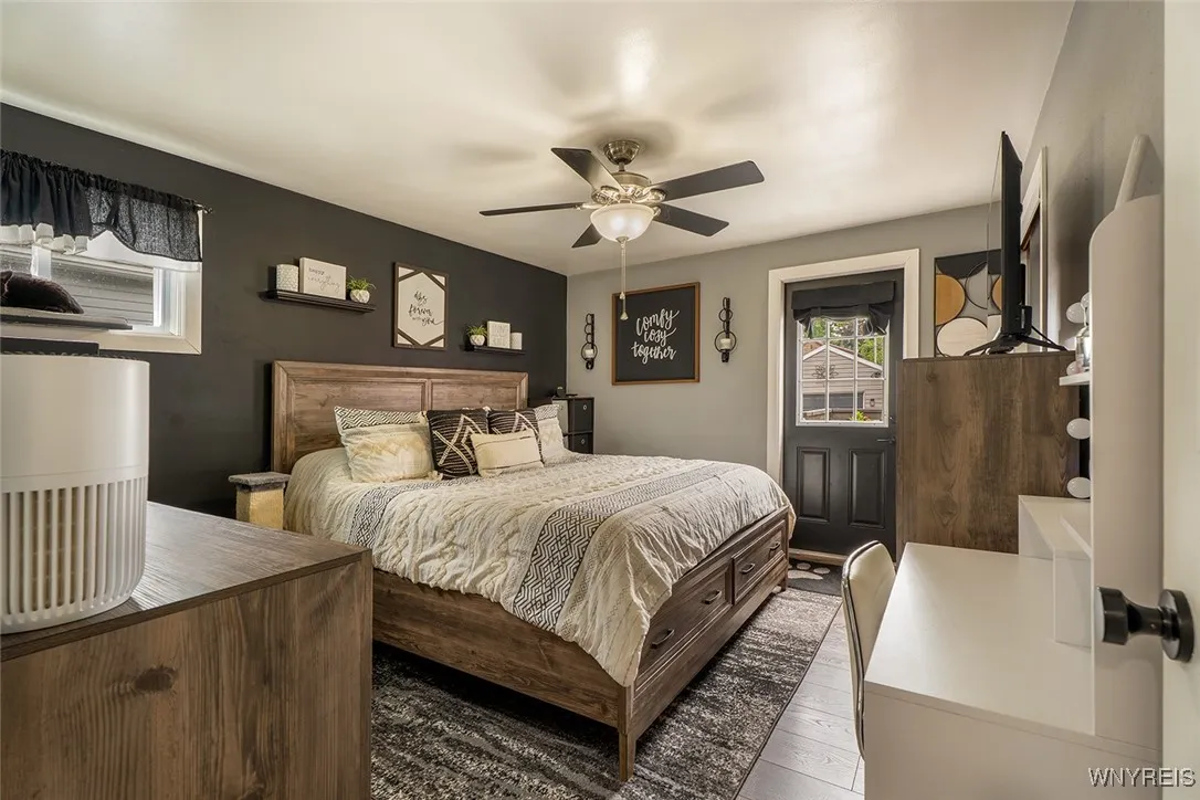 157 73rd Street, Niagara Falls, New York 14304, Niagara Falls, New York 14304, 3 Bedrooms Bedrooms, 5 Rooms Rooms,1 BathroomBathrooms,Residential,Closed,157 73rd Street, Niagara Falls, New York 14304,0,B1613032