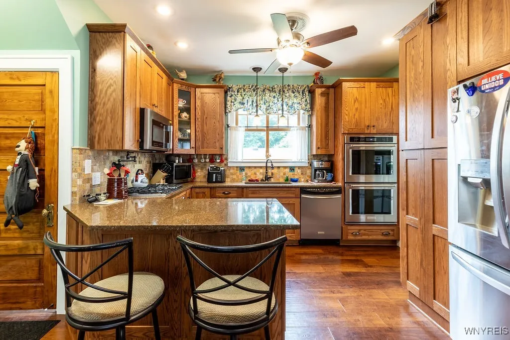 57 Savage Place, Aurora, New York 14052, Aurora, New York 14052, 4 Bedrooms Bedrooms, 12 Rooms Rooms,2 BathroomsBathrooms,Residential,Closed,57 Savage Place, Aurora, New York 14052,0,B1612996