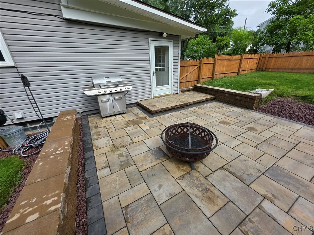 523 Cleveland Boulevard, Manlius, New York 13066, Manlius, New York 13066, 2 Bedrooms Bedrooms, 5 Rooms Rooms,1 BathroomBathrooms,Residential,For Sale,523 Cleveland Boulevard, Manlius, New York 13066,S1613065