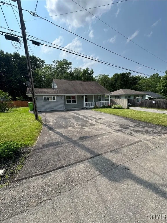 523 Cleveland Boulevard, Manlius, New York 13066, Manlius, New York 13066, 2 Bedrooms Bedrooms, 5 Rooms Rooms,1 BathroomBathrooms,Residential,For Sale,523 Cleveland Boulevard, Manlius, New York 13066,S1613065