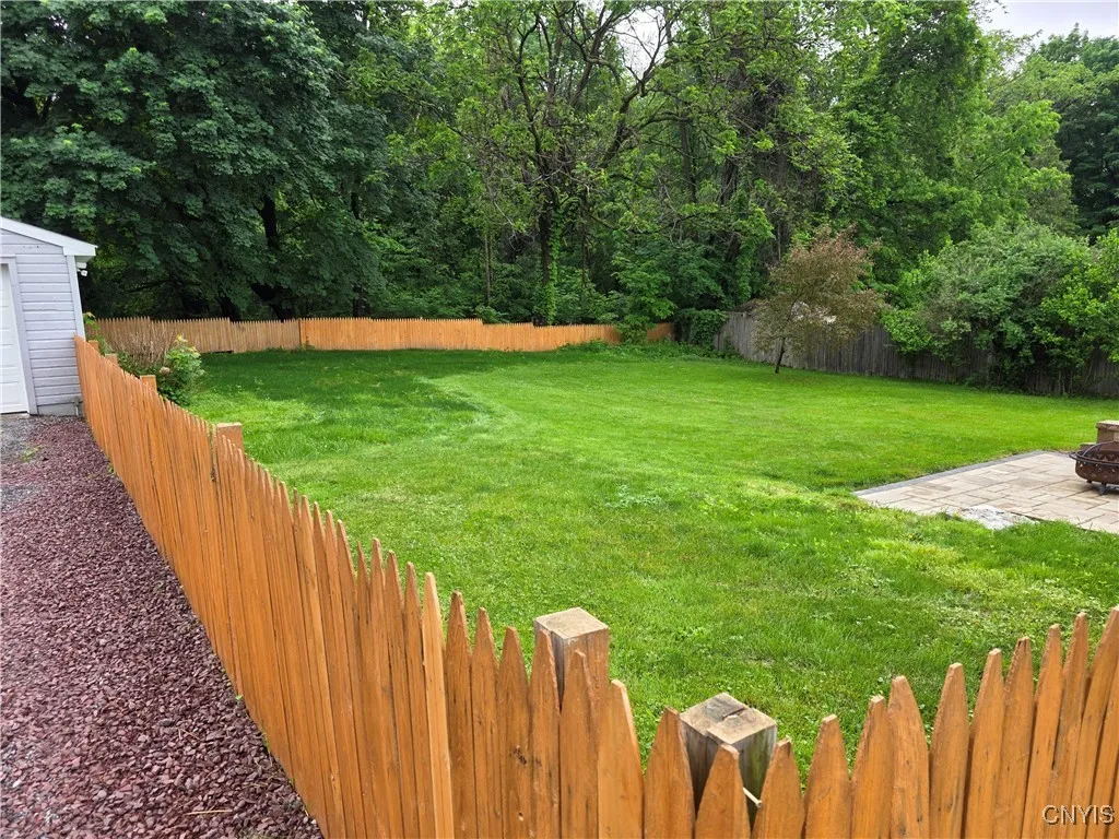523 Cleveland Boulevard, Manlius, New York 13066, Manlius, New York 13066, 2 Bedrooms Bedrooms, 5 Rooms Rooms,1 BathroomBathrooms,Residential,For Sale,523 Cleveland Boulevard, Manlius, New York 13066,S1613065