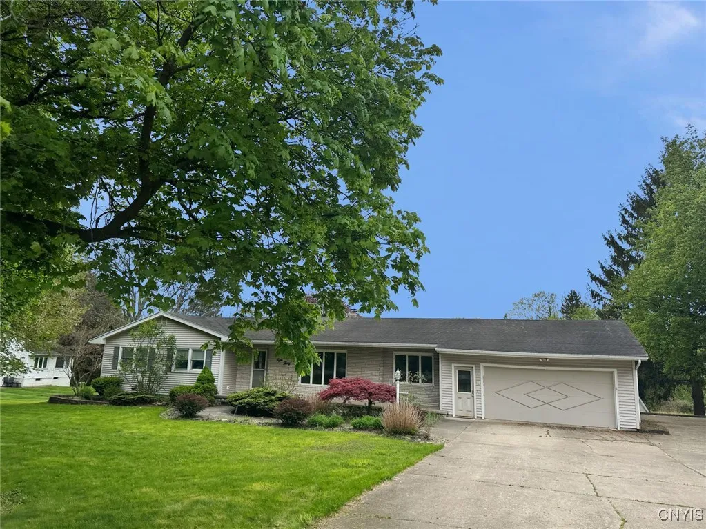 830 High Street, Victor, New York 14564, Victor, New York 14564, 3 Bedrooms Bedrooms, 9 Rooms Rooms,1 BathroomBathrooms,Residential,Closed,830 High Street, Victor, New York 14564,0,S1612809