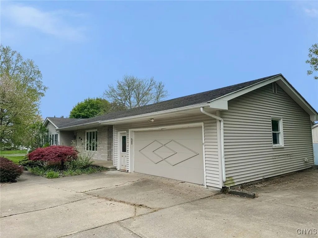 830 High Street, Victor, New York 14564, Victor, New York 14564, 3 Bedrooms Bedrooms, 9 Rooms Rooms,1 BathroomBathrooms,Residential,Closed,830 High Street, Victor, New York 14564,0,S1612809