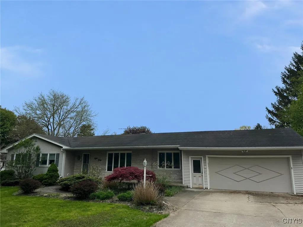 830 High Street, Victor, New York 14564, Victor, New York 14564, 3 Bedrooms Bedrooms, 9 Rooms Rooms,1 BathroomBathrooms,Residential,Closed,830 High Street, Victor, New York 14564,0,S1612809