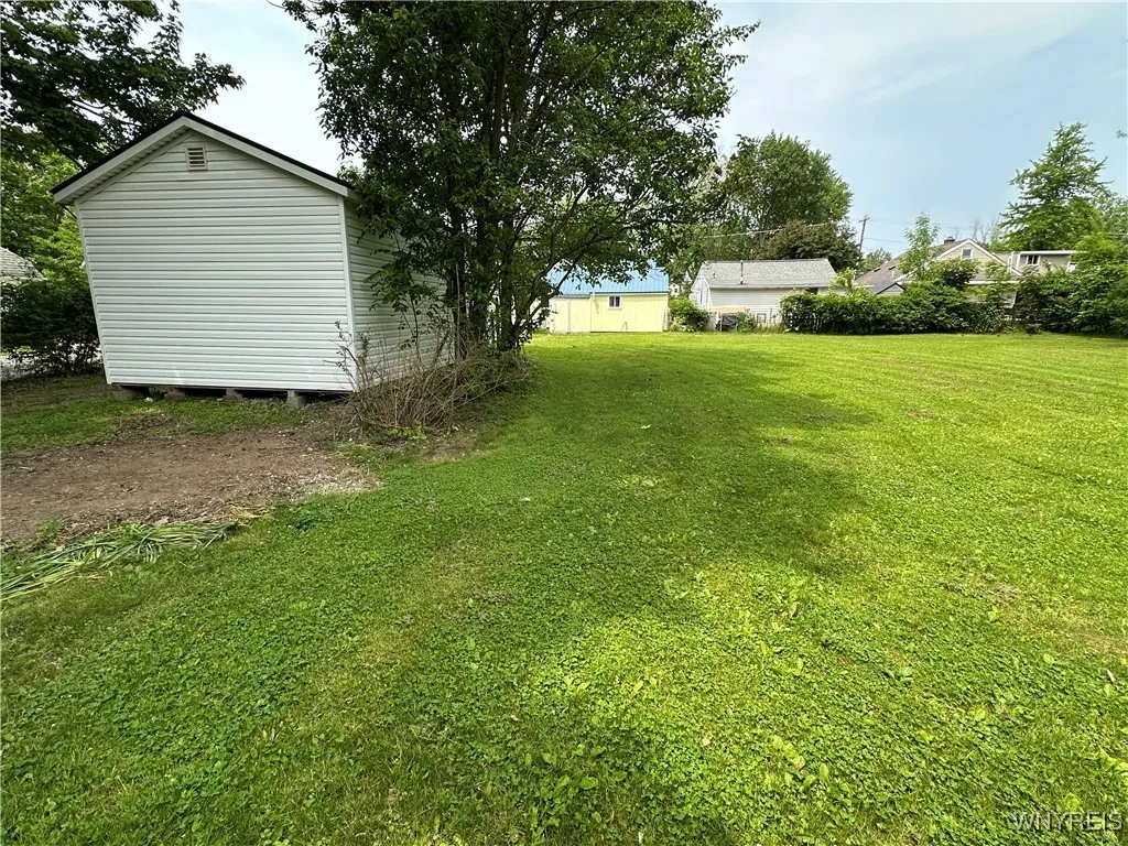 251 Kennedy Avenue, Evans, New York 14006, Evans, New York 14006, 3 Bedrooms Bedrooms, 6 Rooms Rooms,1 BathroomBathrooms,Residential,Closed,251 Kennedy Avenue, Evans, New York 14006,B1611165
