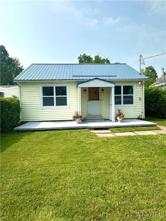 251 Kennedy Avenue, Evans, New York 14006, Evans, New York 14006, 3 Bedrooms Bedrooms, 6 Rooms Rooms,1 BathroomBathrooms,Residential,Closed,251 Kennedy Avenue, Evans, New York 14006,B1611165