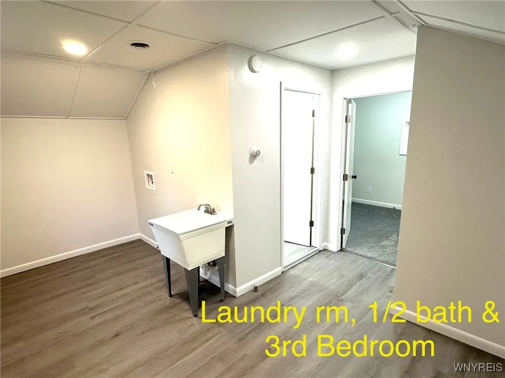 251 Kennedy Avenue, Evans, New York 14006, Evans, New York 14006, 3 Bedrooms Bedrooms, 6 Rooms Rooms,1 BathroomBathrooms,Residential,Closed,251 Kennedy Avenue, Evans, New York 14006,B1611165