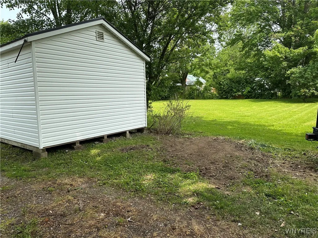 251 Kennedy Avenue, Evans, New York 14006, Evans, New York 14006, 3 Bedrooms Bedrooms, 6 Rooms Rooms,1 BathroomBathrooms,Residential,Closed,251 Kennedy Avenue, Evans, New York 14006,B1611165
