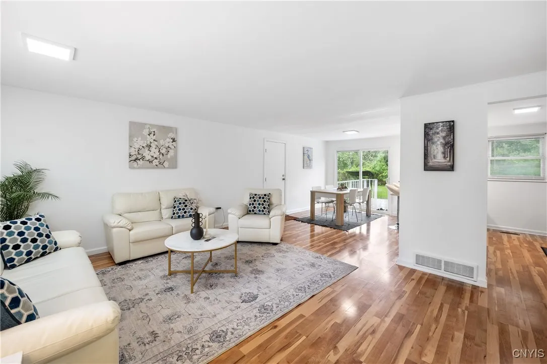 5962 Pony Lane, Cicero, New York 13039, Cicero, New York 13039, 3 Bedrooms Bedrooms, 9 Rooms Rooms,1 BathroomBathrooms,Residential,Closed,5962 Pony Lane, Cicero, New York 13039,S1612402