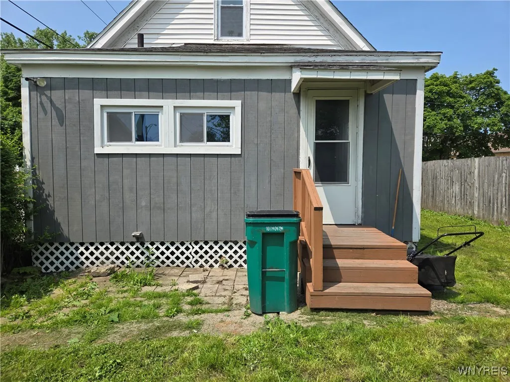 465 Willett Street, Buffalo, New York 14206, Buffalo, New York 14206, 2 Bedrooms Bedrooms, 7 Rooms Rooms,1 BathroomBathrooms,Residential,Closed,465 Willett Street, Buffalo, New York 14206,0,B1612848