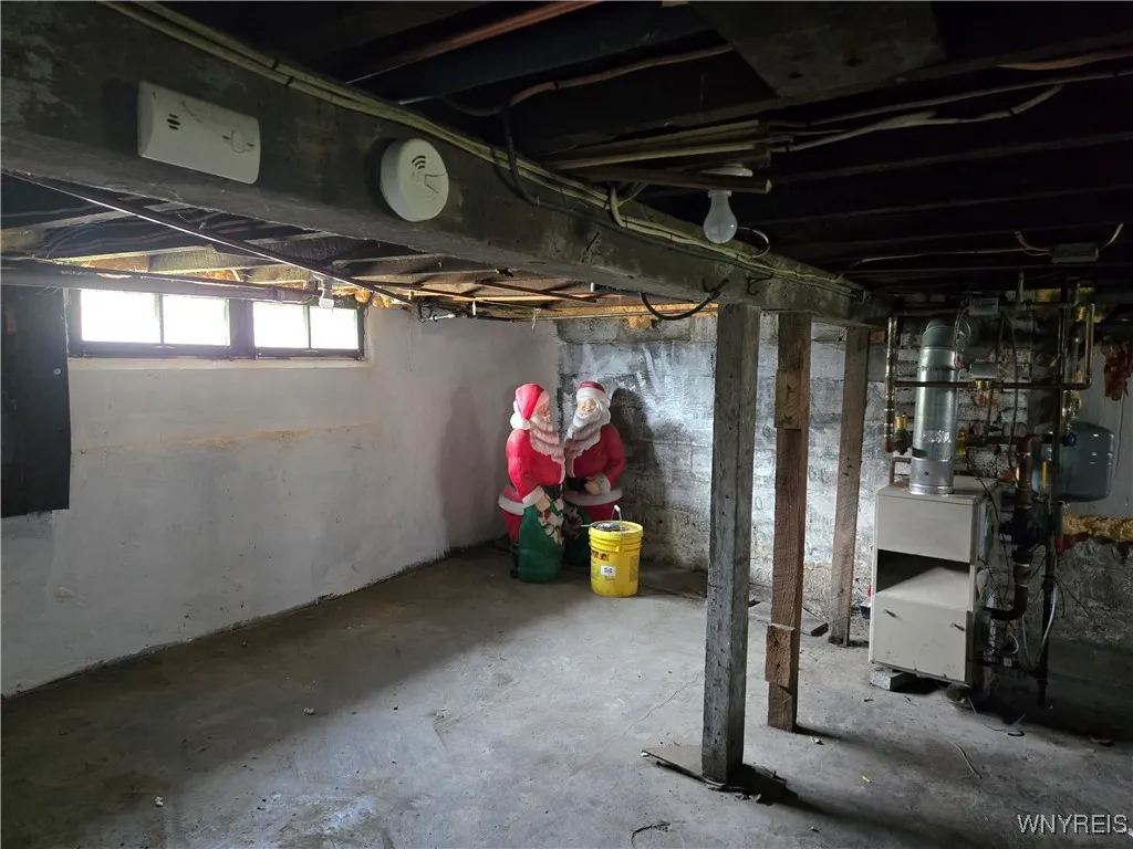 465 Willett Street, Buffalo, New York 14206, Buffalo, New York 14206, 2 Bedrooms Bedrooms, 7 Rooms Rooms,1 BathroomBathrooms,Residential,Closed,465 Willett Street, Buffalo, New York 14206,0,B1612848